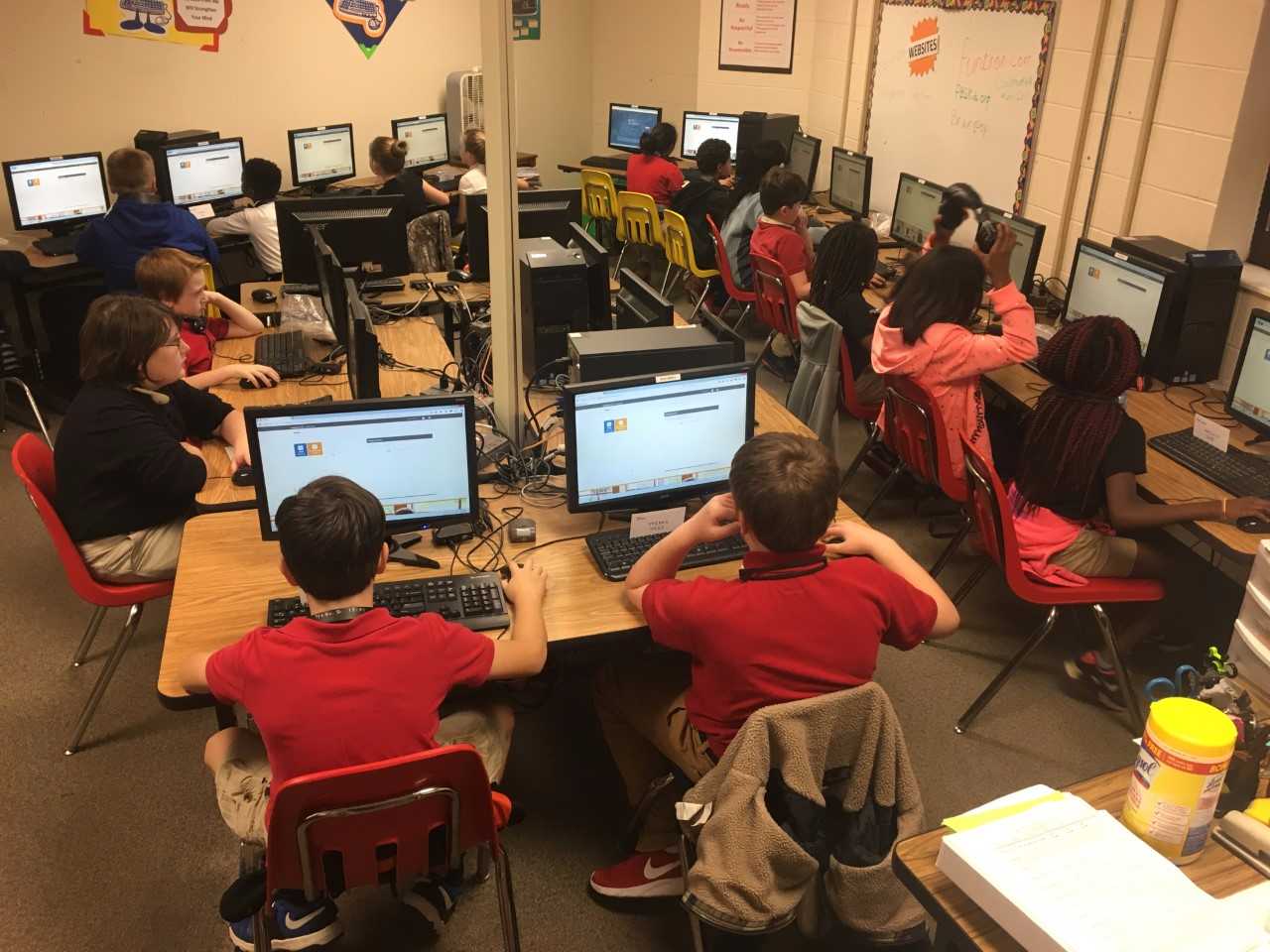 South Elementary Students work in computer lab to accomplish learning with technology