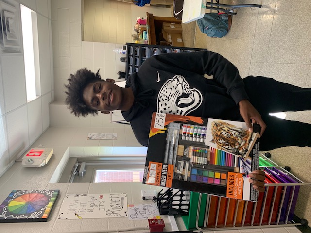 Art student who won an art kit